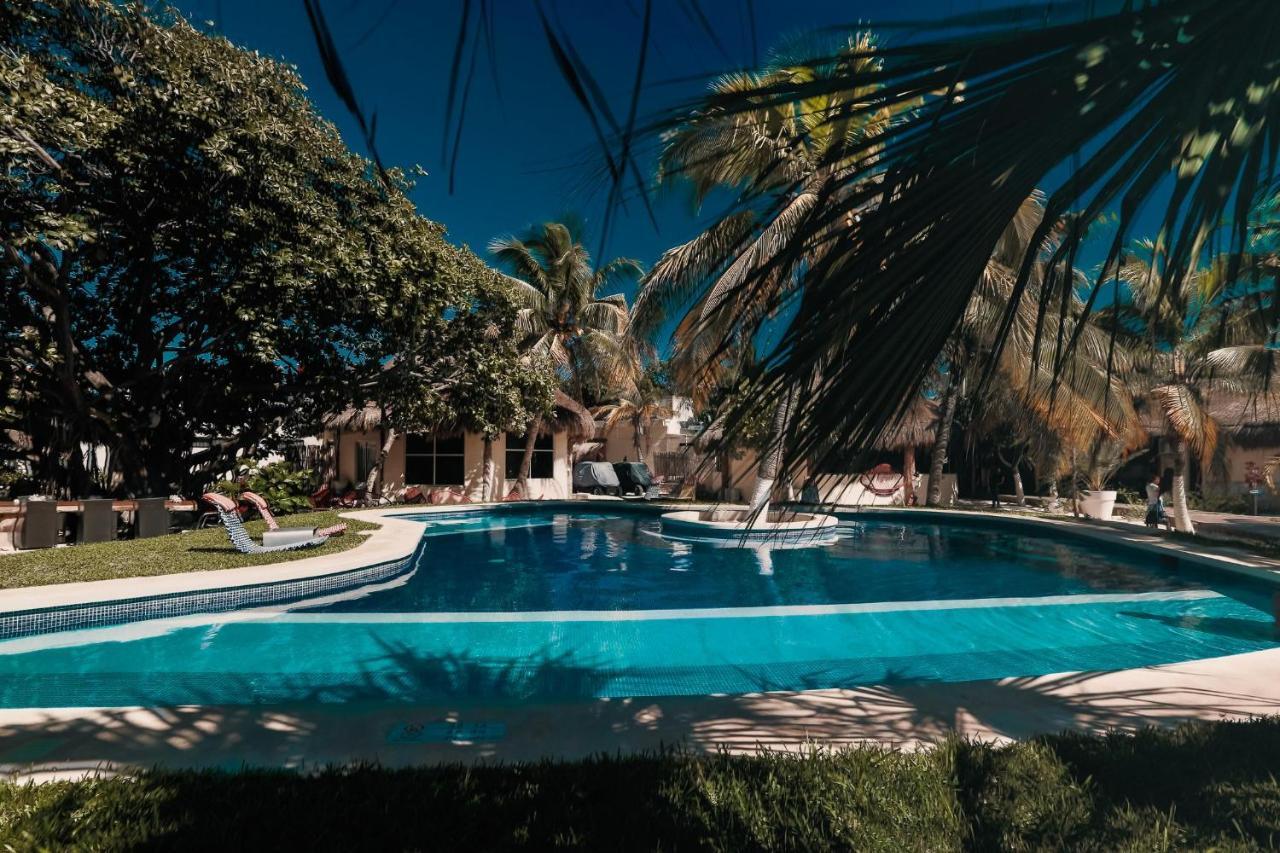 Hotel Paradise Suites إيسلا موخيريس المظهر الخارجي الصورة